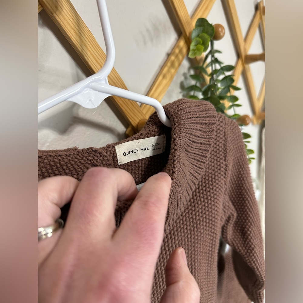 Quincy Mae Knit Sweater and Bloomers Set in Pecan 6-12 - Picture 5 of 5